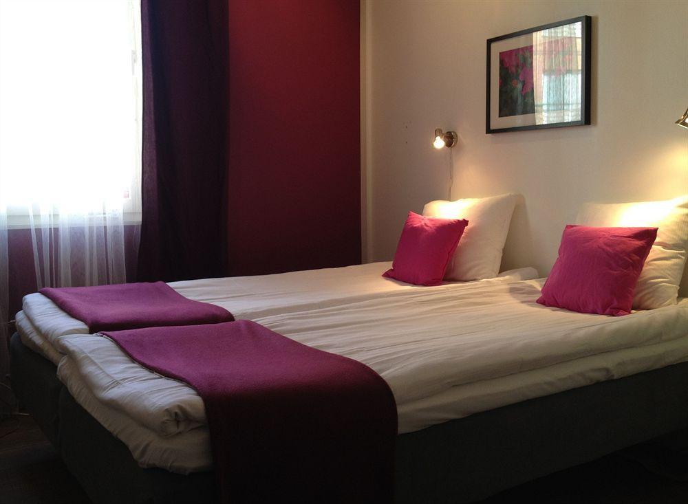 Hotell Stella Уппсала Екстер'єр фото